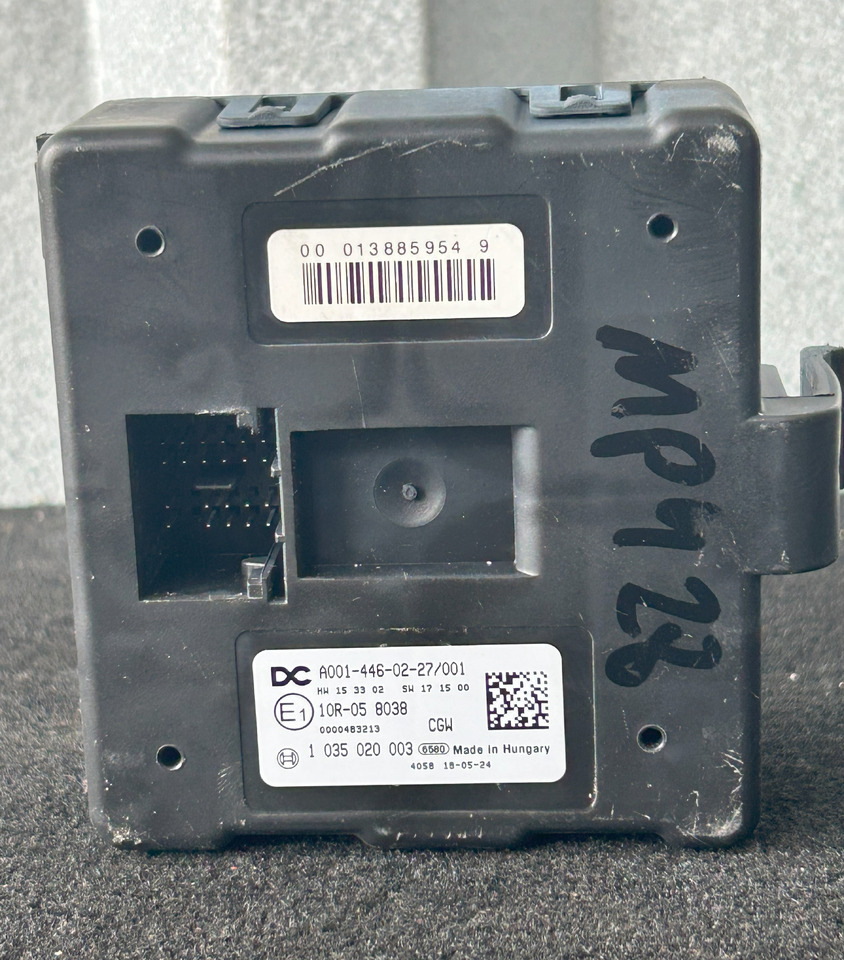 MERCEDES ACTROS MP4 CGW - Elektroniskais vadības bloks (ECU) - Kravas automašīna: foto 1 MERCEDES ACTROS MP4 CGW - Elektroniskais vadības bloks (ECU) - Kravas automašīna: foto 1