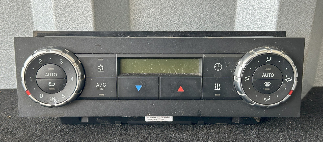 MERCEDES AIR CONDITIONING CONTROL PANEL AROCS MP4 - Gaisa kondicionēšanas daļa: foto 1 MERCEDES AIR CONDITIONING CONTROL PANEL AROCS MP4 - Gaisa kondicionēšanas daļa: foto 1