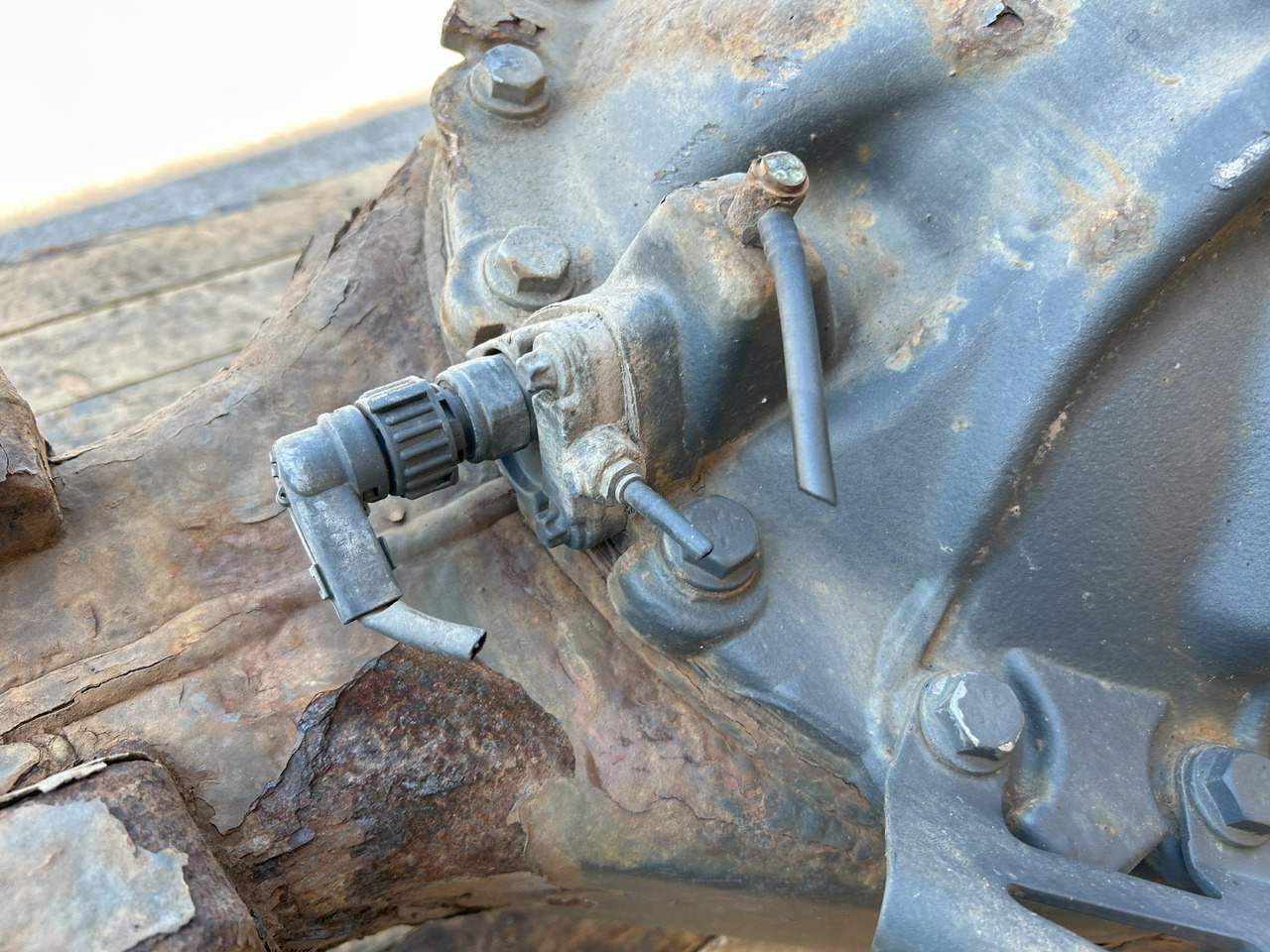 Aizmugurējā ass - Kravas automašīna MERCEDES AROCS MP4 AXLE + HUBS R440-13 2,611: foto 6