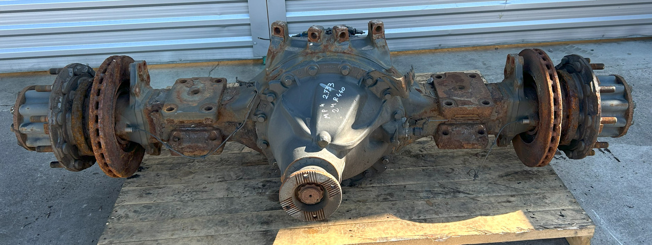 MERCEDES AXLE + HUBS R440-13,0 2,733 ACTROS MP4 - Aizmugurējā ass: foto 1 MERCEDES AXLE + HUBS R440-13,0 2,733 ACTROS MP4 - Aizmugurējā ass: foto 1