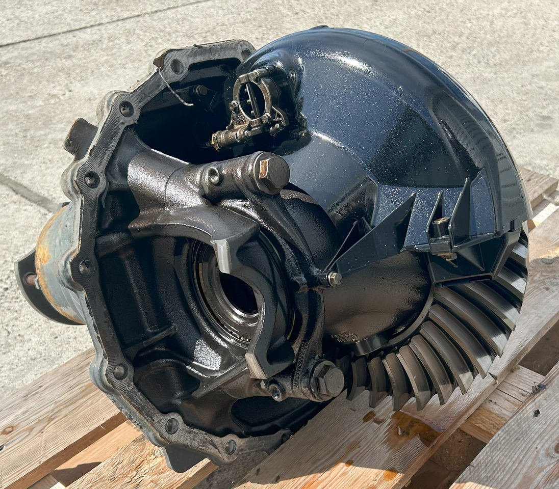 MERCEDES-BENZ DIFFERENTIAL WITH THROTTLE ACTROS MP4 R440-13 2,533 - Aizmugurējā ass - Kravas automašīna: foto 2 MERCEDES-BENZ DIFFERENTIAL WITH THROTTLE ACTROS MP4 R440-13 2,533 - Aizmugurējā ass - Kravas automašīna: foto 2