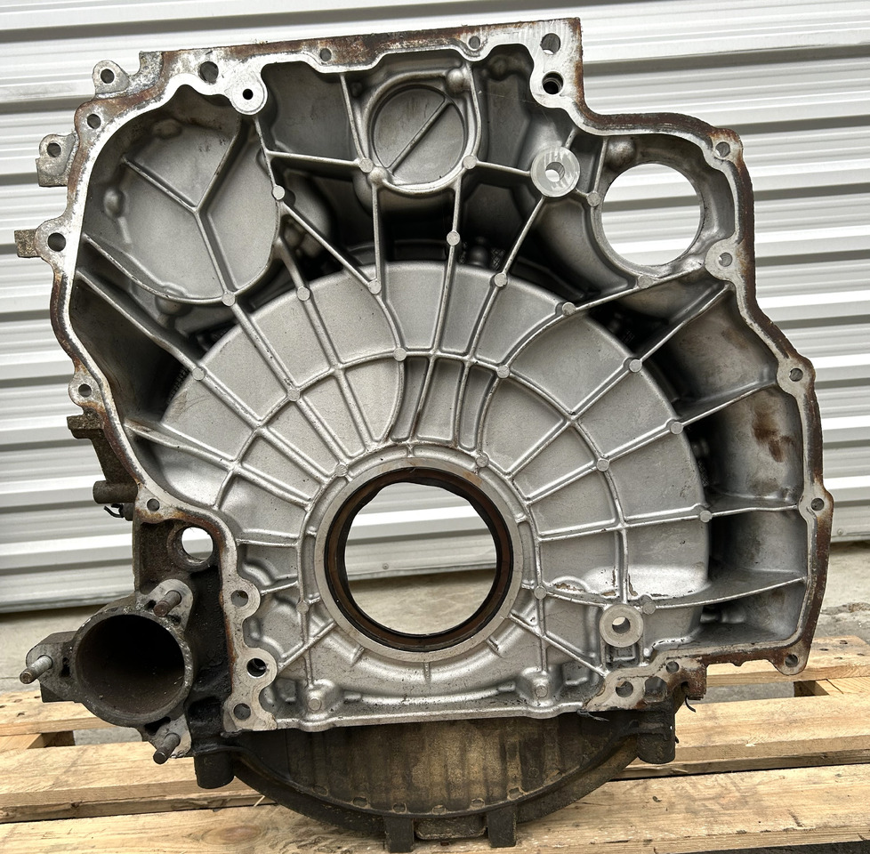 MERCEDES CLUTCH TIMING HOUSING ACTROS MP4 - Sadales vārpsta: foto 1 MERCEDES CLUTCH TIMING HOUSING ACTROS MP4 - Sadales vārpsta: foto 1