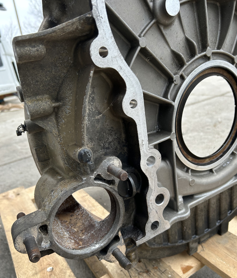 MERCEDES CLUTCH TIMING HOUSING ACTROS MP4 - Sadales vārpsta: foto 4 MERCEDES CLUTCH TIMING HOUSING ACTROS MP4 - Sadales vārpsta: foto 4