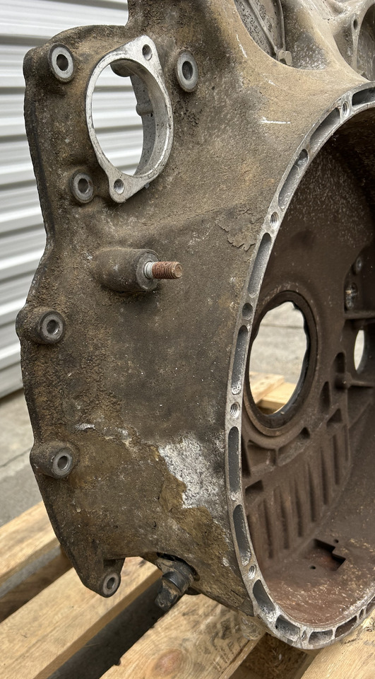 MERCEDES CLUTCH TIMING HOUSING ACTROS MP4 - Sadales vārpsta: foto 4 MERCEDES CLUTCH TIMING HOUSING ACTROS MP4 - Sadales vārpsta: foto 4