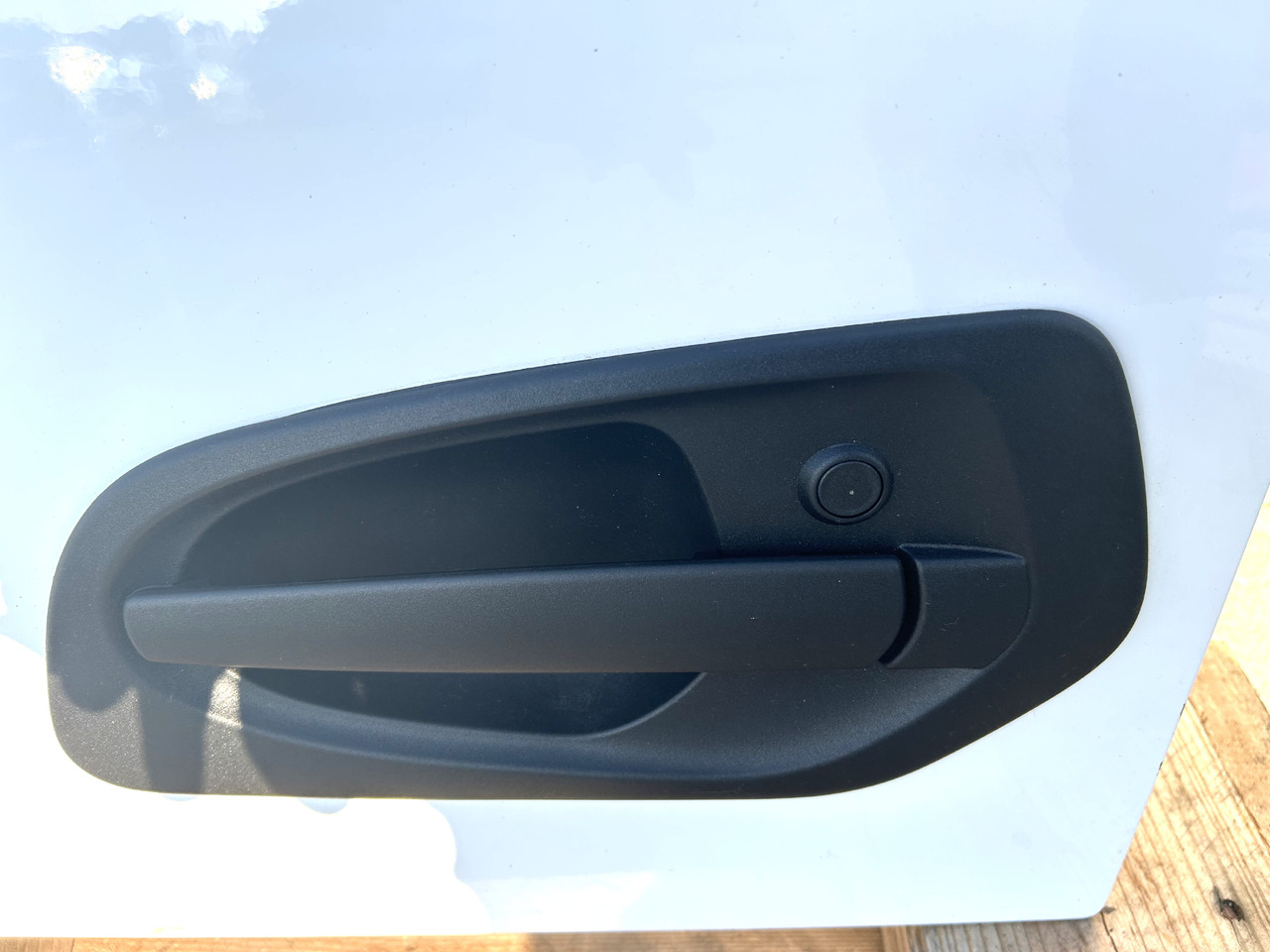 MERCEDES DOOR LEFT narrow cab M-CLASSIC SPACE ACTROS AROCS MP4 MP5 BRAND NEW - Durvis un rezerves daļas: foto 4 MERCEDES DOOR LEFT narrow cab M-CLASSIC SPACE ACTROS AROCS MP4 MP5 BRAND NEW - Durvis un rezerves daļas: foto 4