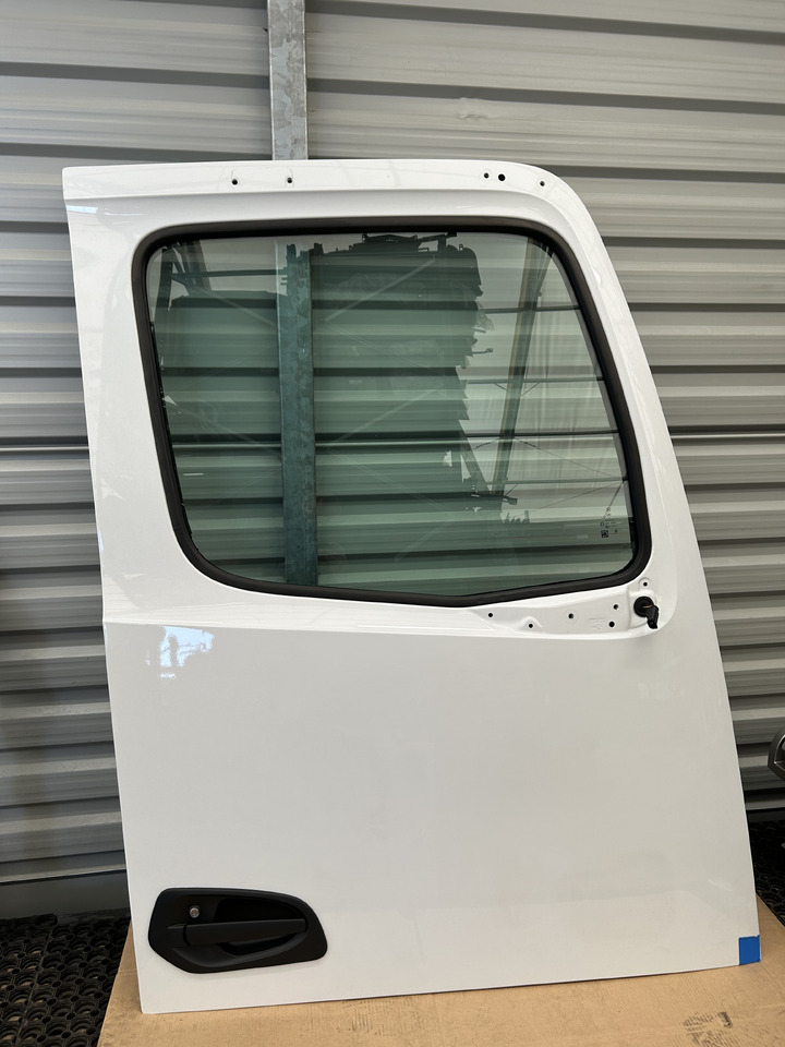 MERCEDES DOOR RIGHT narrow cab M-CLASSIC SPACE ACTROS AROCS MP4 MP5 BRAND NEW - Durvis un rezerves daļas: foto 1 MERCEDES DOOR RIGHT narrow cab M-CLASSIC SPACE ACTROS AROCS MP4 MP5 BRAND NEW - Durvis un rezerves daļas: foto 1