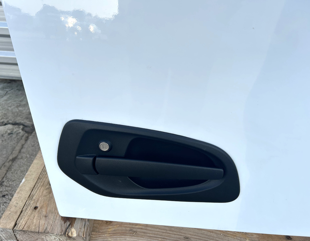 MERCEDES DOOR RIGHT narrow cab M-CLASSIC SPACE ACTROS AROCS MP4 MP5 BRAND NEW - Durvis un rezerves daļas: foto 4 MERCEDES DOOR RIGHT narrow cab M-CLASSIC SPACE ACTROS AROCS MP4 MP5 BRAND NEW - Durvis un rezerves daļas: foto 4