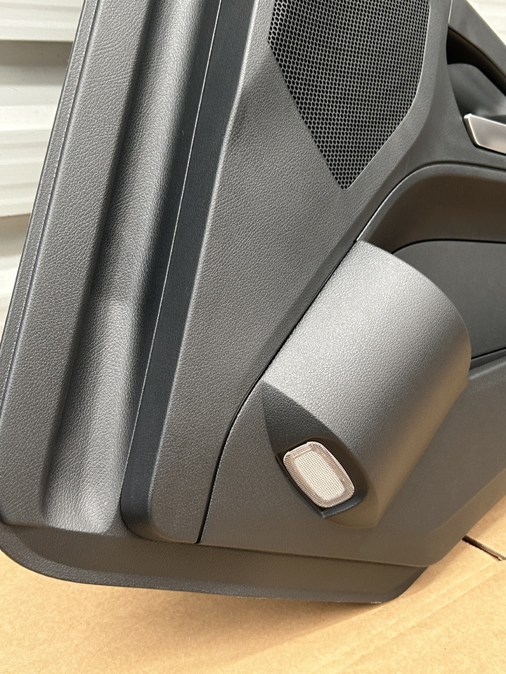 MERCEDES DOOR UPHOLSTERY SIDE RIGHT AROCS ACTROS MP4 MP5 - Durvis un rezerves daļas: foto 2 MERCEDES DOOR UPHOLSTERY SIDE RIGHT AROCS ACTROS MP4 MP5 - Durvis un rezerves daļas: foto 2