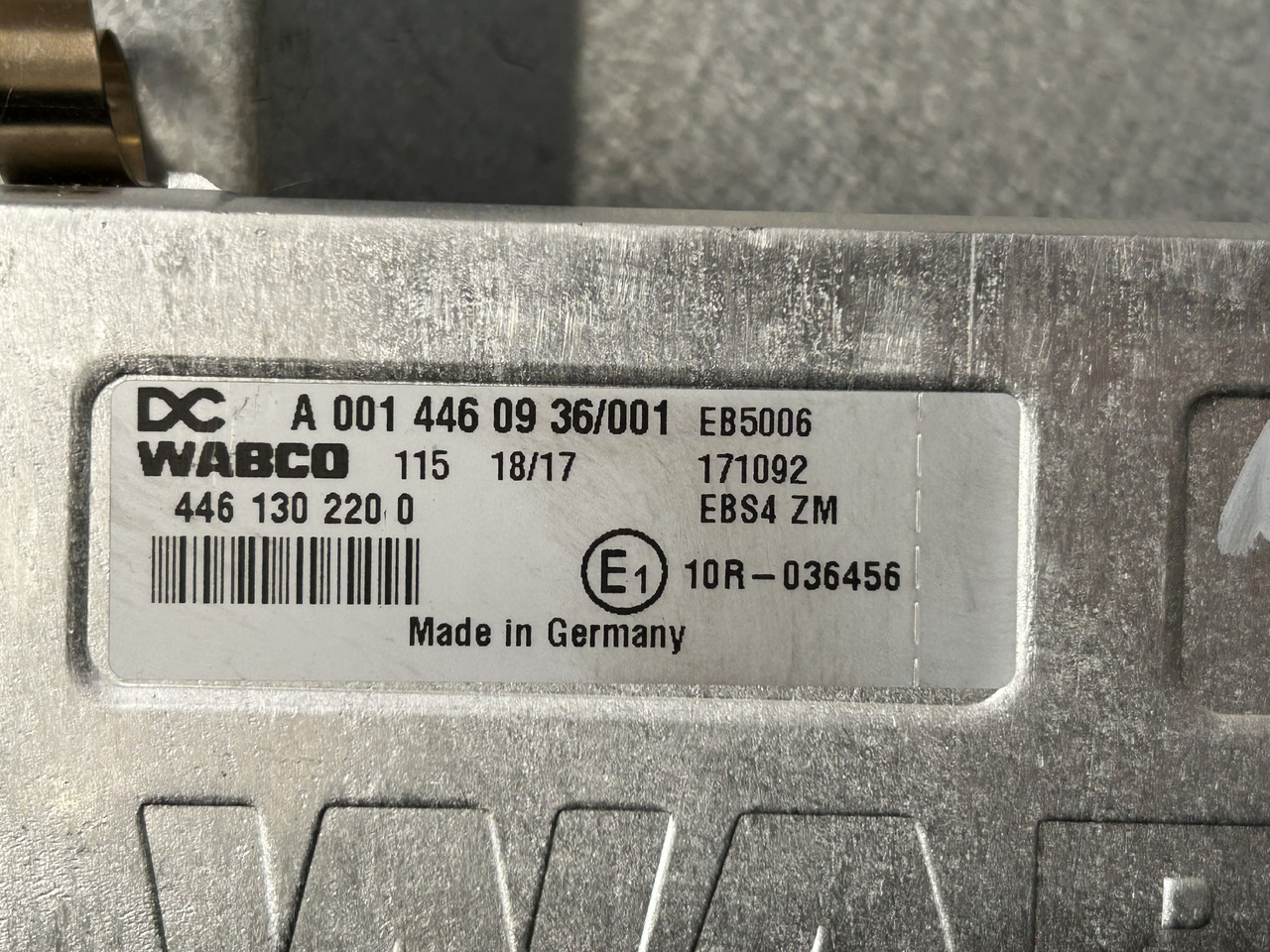 MERCEDES EBS CONTROLLER ACTROS MP4 - Elektroniskais vadības bloks (ECU): foto 2 MERCEDES EBS CONTROLLER ACTROS MP4 - Elektroniskais vadības bloks (ECU): foto 2