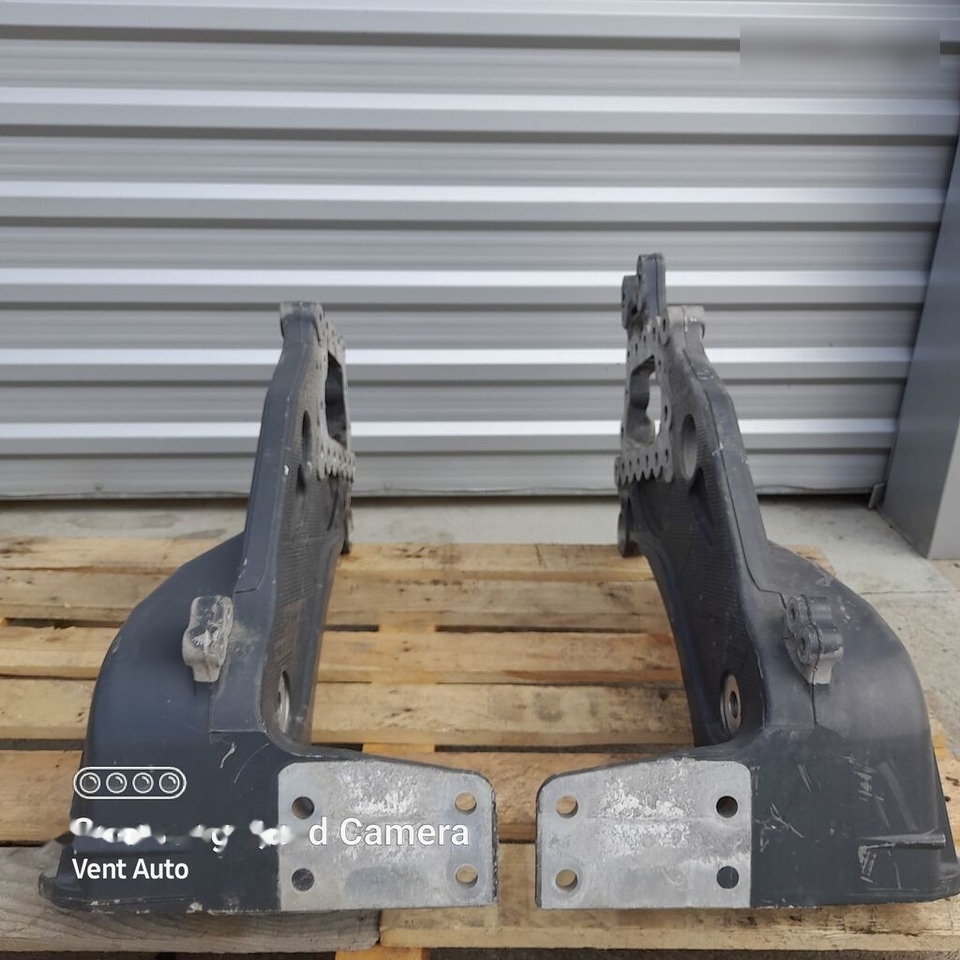 MOCOWANIE/ WSPORNIK RESORA RIGHT Mercedes-Benz ACTROS MP4 A9603224001 Mercedes-Benz A9603224001 - Kabīnes piekare - Kravas automašīna: foto 4 MOCOWANIE/ WSPORNIK RESORA RIGHT Mercedes-Benz ACTROS MP4 A9603224001 Mercedes-Benz A9603224001 - Kabīnes piekare - Kravas automašīna: foto 4