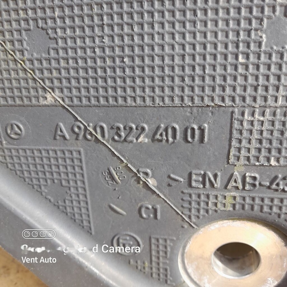 MOCOWANIE/ WSPORNIK RESORA RIGHT Mercedes-Benz ACTROS MP4 A9603224001 Mercedes-Benz A9603224001 - Kabīnes piekare - Kravas automašīna: foto 2 MOCOWANIE/ WSPORNIK RESORA RIGHT Mercedes-Benz ACTROS MP4 A9603224001 Mercedes-Benz A9603224001 - Kabīnes piekare - Kravas automašīna: foto 2