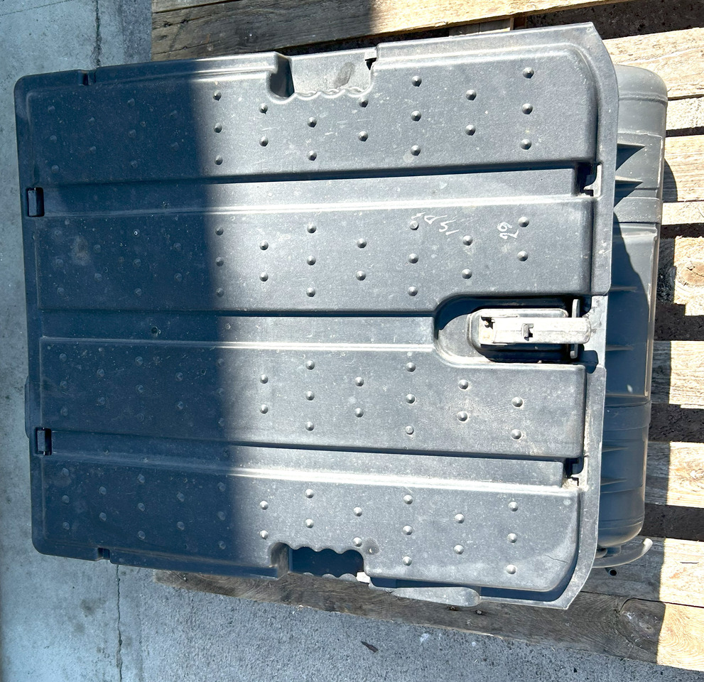 Mercedes AROCS MP4 BATTERY BOX WITH CYLINDERS - Akumulators - Kravas automašīna: foto 5 Mercedes AROCS MP4 BATTERY BOX WITH CYLINDERS - Akumulators - Kravas automašīna: foto 5