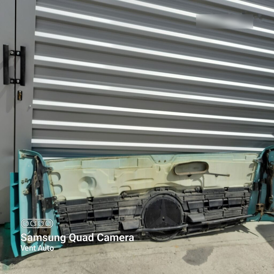 Mercedes-Benz ACTROS MP4 A9607500309 Mercedes-Benz A9607500309 - Motora pārsegs - Kravas automašīna: foto 4 Mercedes-Benz ACTROS MP4 A9607500309 Mercedes-Benz A9607500309 - Motora pārsegs - Kravas automašīna: foto 4
