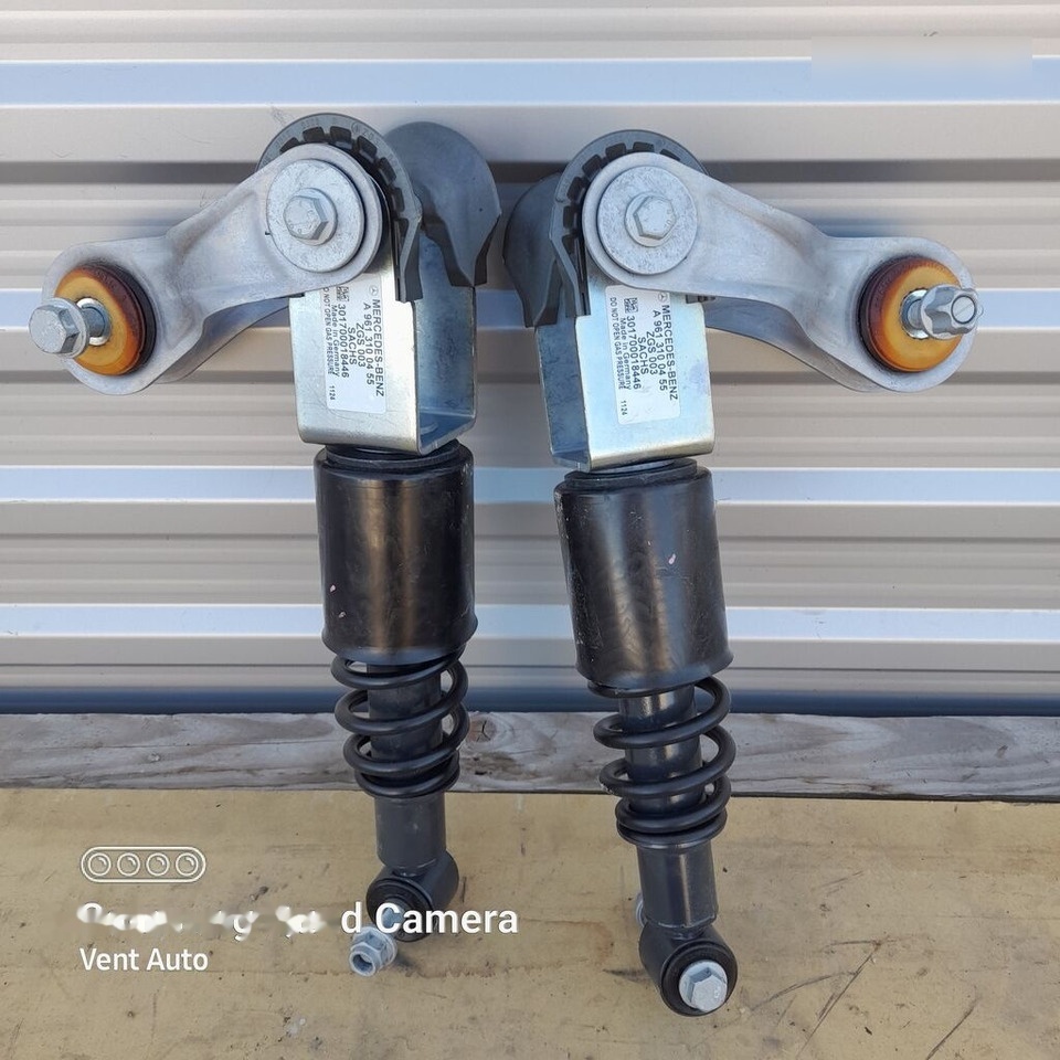 Mercedes-Benz ACTROS MP5 A9613100455 / A9613105255 / A9623101955 Mercedes-Benz A9613100455 / A9613105255 / A9623101955 - Amortizators - Kravas automašīna: foto 1 Mercedes-Benz ACTROS MP5 A9613100455 / A9613105255 / A9623101955 Mercedes-Benz A9613100455 / A9613105255 / A9623101955 - Amortizators - Kravas automašīna: foto 1