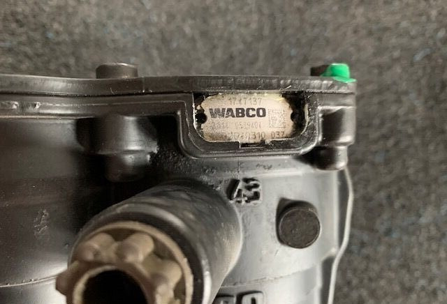 WABCO DAF XF 106 truck - Bremžu vārsts - Kravas automašīna: foto 3 WABCO DAF XF 106 truck - Bremžu vārsts - Kravas automašīna: foto 3