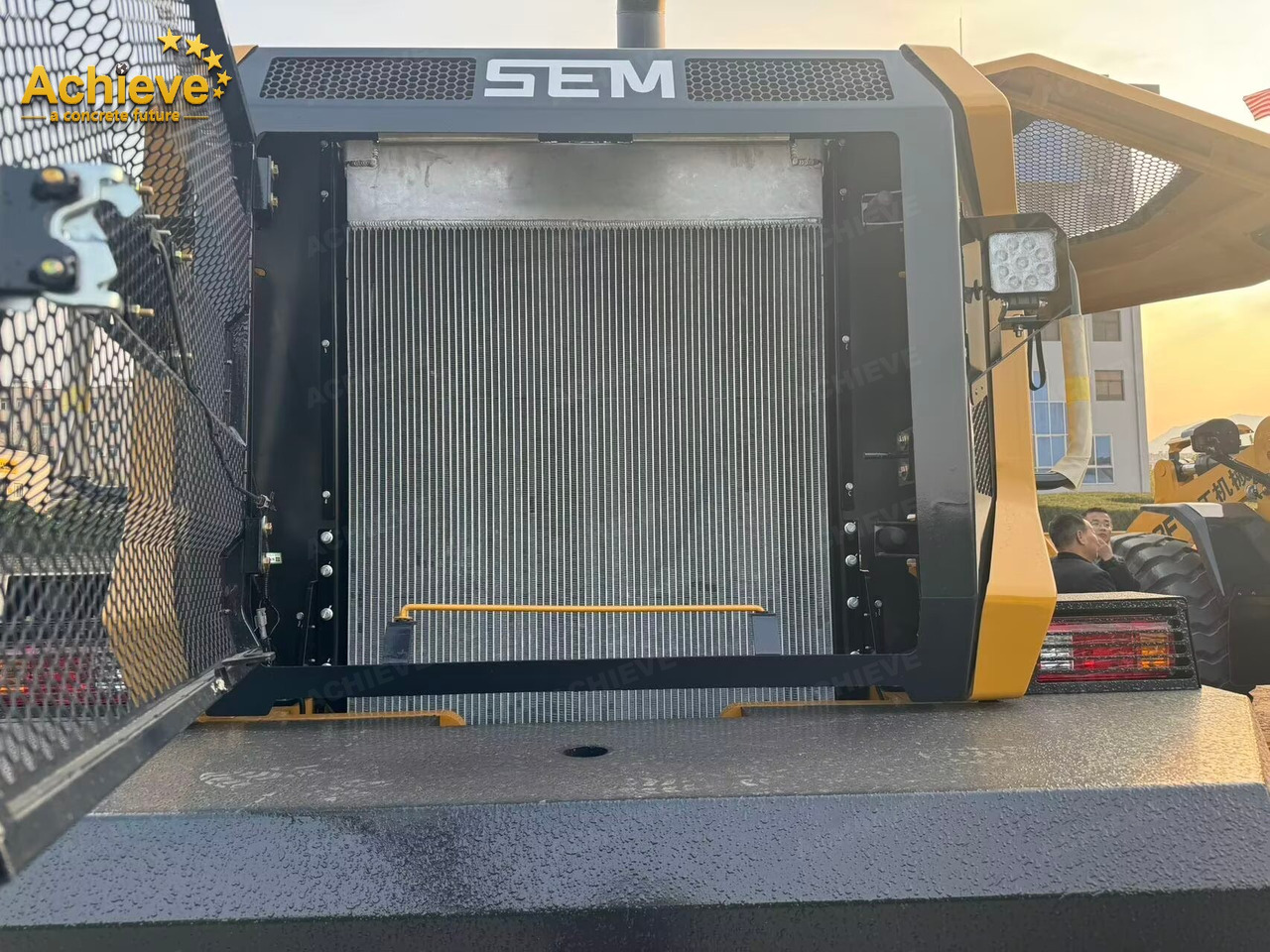 SEM SEM 665F Rated Payload: 5,500 kg Bucket Capacity: 2.6-5 m³ 17,385 kg【ACHIEVE】 TOP CONDITION!!! - Riteņu iekrāvējs: foto 3 SEM SEM 665F Rated Payload: 5,500 kg Bucket Capacity: 2.6-5 m³ 17,385 kg【ACHIEVE】 TOP CONDITION!!! - Riteņu iekrāvējs: foto 3