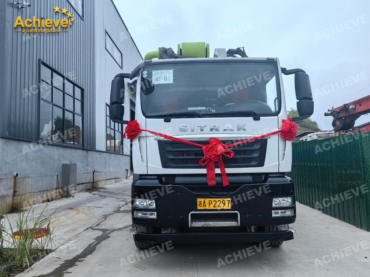 Zoomlion Zoomlion 70M 70X-6RZ Concrete pump truck ACTROS 4141 【ACHIEVE】TOP CONDITION!!! - Betona sūknis: foto 3 Zoomlion Zoomlion 70M 70X-6RZ Concrete pump truck ACTROS 4141 【ACHIEVE】TOP CONDITION!!! - Betona sūknis: foto 3