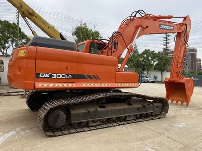 30 Ton Used Excavator Doosan Dx300lca Construction Machinery - Kāpurķēžu ekskavators: foto 1 30 Ton Used Excavator Doosan Dx300lca Construction Machinery - Kāpurķēžu ekskavators: foto 1
