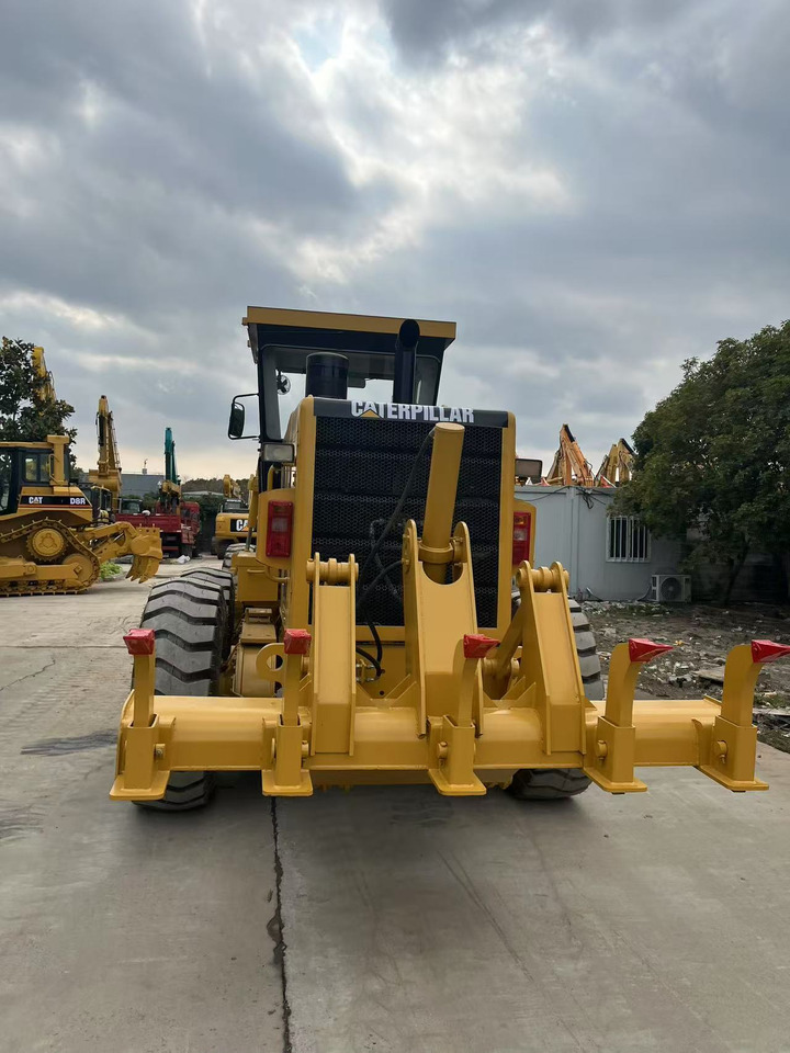Caterpillar 140K Motor Grader Good Price Used Condition - Greiders: foto 3 Caterpillar 140K Motor Grader Good Price Used Condition - Greiders: foto 3