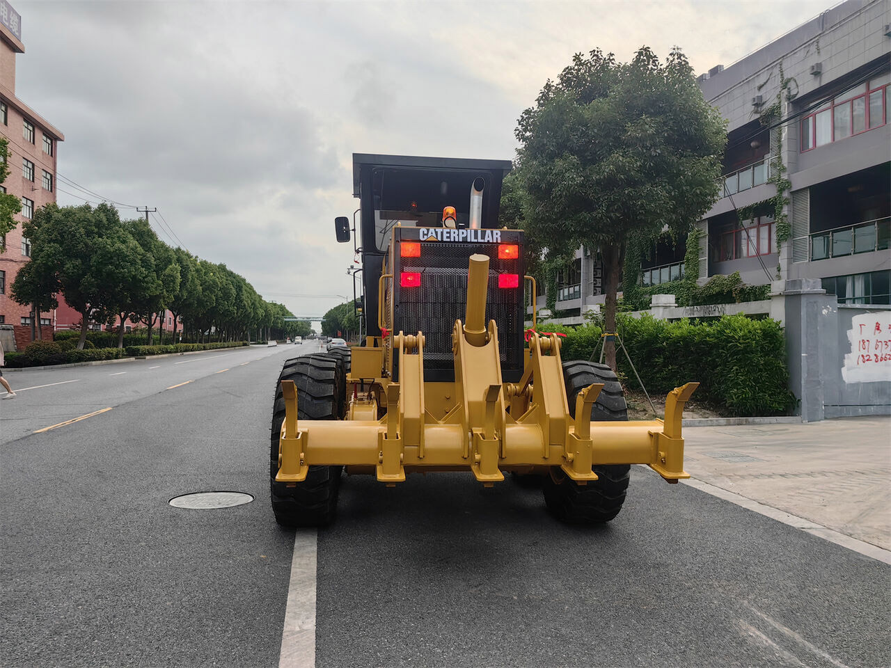 Caterpillar 140K Motor Grader Road Construction Machine - Greiders: foto 3 Caterpillar 140K Motor Grader Road Construction Machine - Greiders: foto 3