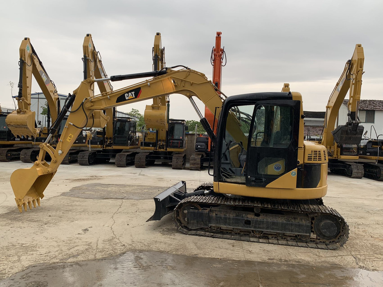 Caterpillar 308 Mini Excavator Used Machine Good Price on Sale - Kāpurķēžu ekskavators: foto 3 Caterpillar 308 Mini Excavator Used Machine Good Price on Sale - Kāpurķēžu ekskavators: foto 3