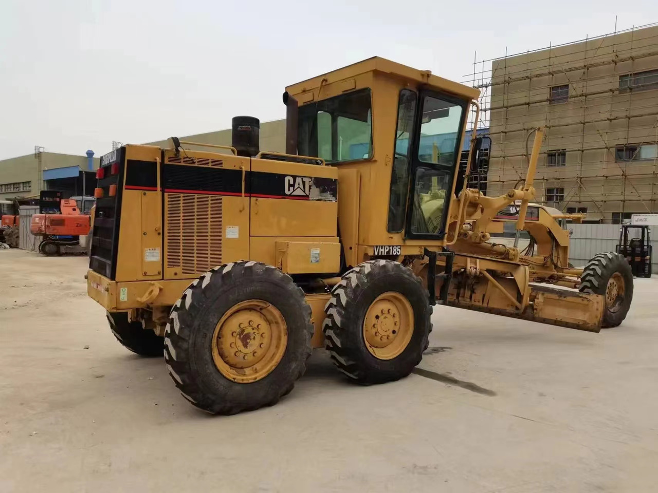 Caterpillar Original Color Motor Grader Used CAT 140H - Greiders: foto 3 Caterpillar Original Color Motor Grader Used CAT 140H - Greiders: foto 3