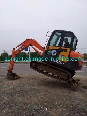 Cheap Second Hand 6 Ton Small Excavator Doosan Dh60, Dx60 Used Excavator on Sale - Kāpurķēžu ekskavators: foto 1 Cheap Second Hand 6 Ton Small Excavator Doosan Dh60, Dx60 Used Excavator on Sale - Kāpurķēžu ekskavators: foto 1