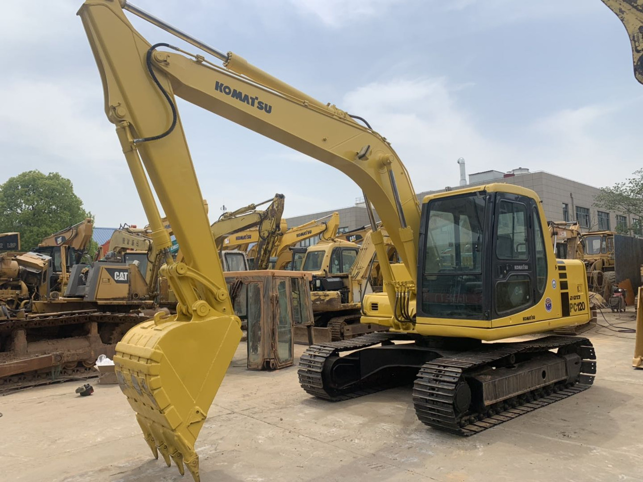 Komatsu PC120 Secondhand Excavator Good Price on Sale - Kāpurķēžu ekskavators: foto 3 Komatsu PC120 Secondhand Excavator Good Price on Sale - Kāpurķēžu ekskavators: foto 3