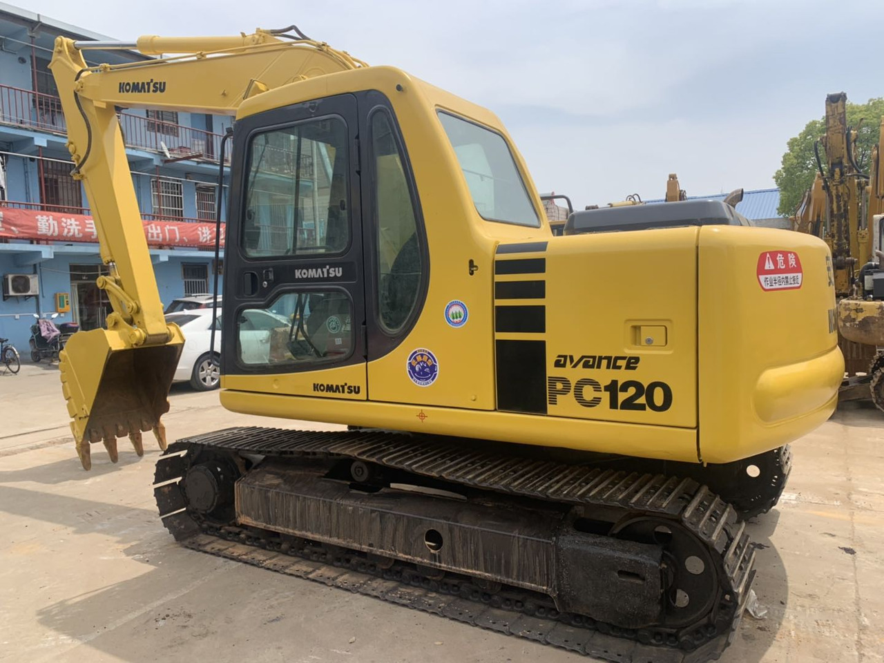 Komatsu PC120 Secondhand Excavator Good Price on Sale - Kāpurķēžu ekskavators: foto 5 Komatsu PC120 Secondhand Excavator Good Price on Sale - Kāpurķēžu ekskavators: foto 5