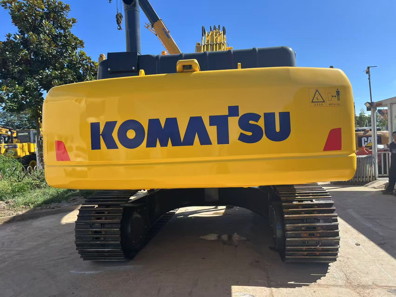 Komatsu PC350 Secondhand Big Excavator 35 ton Capacity - Kāpurķēžu ekskavators: foto 3 Komatsu PC350 Secondhand Big Excavator 35 ton Capacity - Kāpurķēžu ekskavators: foto 3