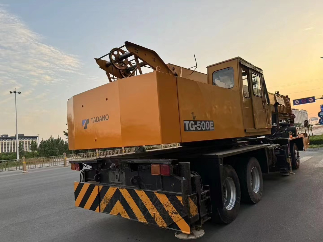 TADANO TG500E Good Condition 50 ton Truck Crane - Autoceltnis: foto 4 TADANO TG500E Good Condition 50 ton Truck Crane - Autoceltnis: foto 4