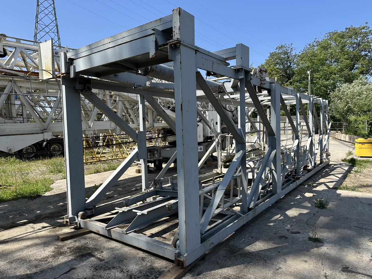 POTAIN T60A telescopic cage - Torņa celtnis: foto 1 POTAIN T60A telescopic cage - Torņa celtnis: foto 1