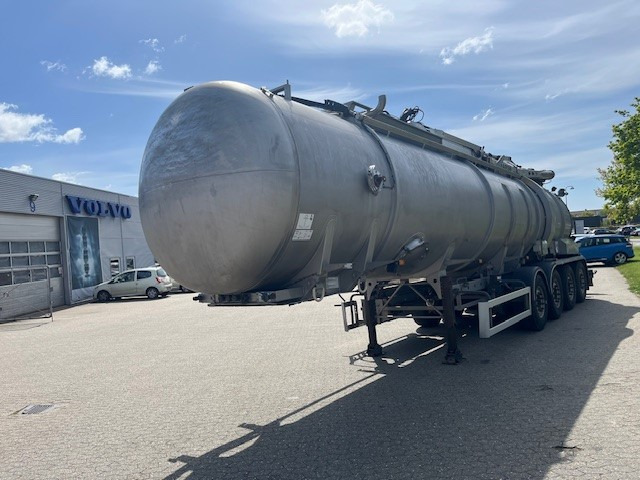 Hareso Nordic tank - Puspiekabe cisterna: foto 2 Hareso Nordic tank - Puspiekabe cisterna: foto 2