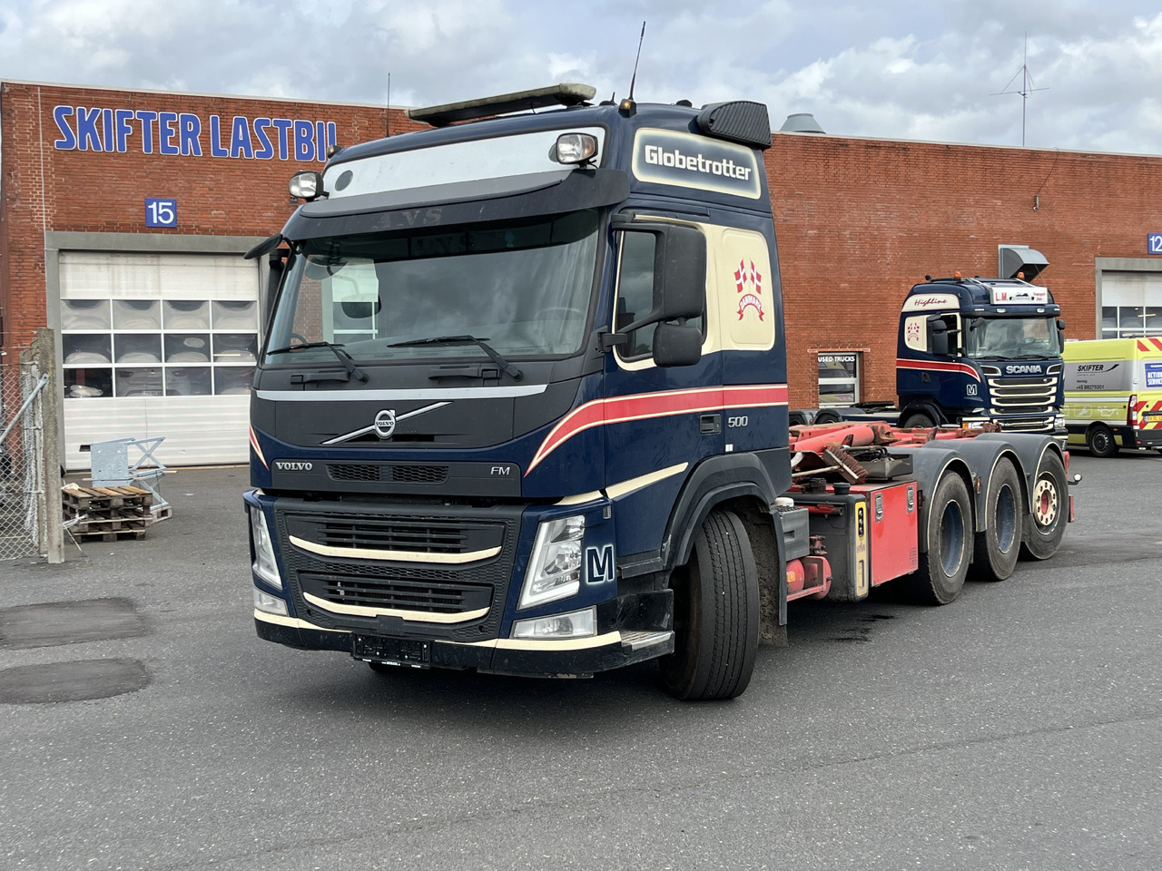 Volvo FM 500 8x4 - Pacēlājs ar āķi: foto 2 Volvo FM 500 8x4 - Pacēlājs ar āķi: foto 2