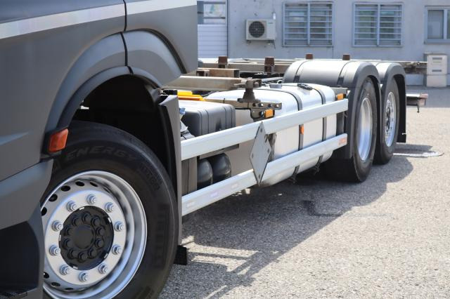 Mercedes-Benz Actros 2545 LL - Konteineru vedējs/ Kravas automašīna ar noņemamā virsbūve: foto 3 Mercedes-Benz Actros 2545 LL - Konteineru vedējs/ Kravas automašīna ar noņemamā virsbūve: foto 3