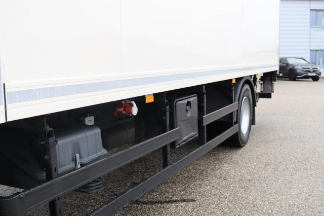 Mercedes-Benz Antos 1824 L - Kravas automašīna refrižerators: foto 3 Mercedes-Benz Antos 1824 L - Kravas automašīna refrižerators: foto 3