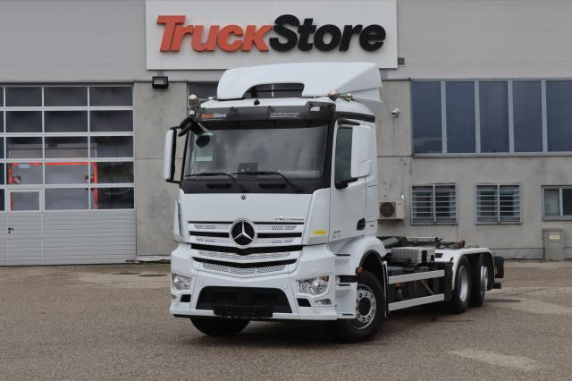 Mercedes-Benz Antos 2551 ENA - Pacēlājs ar āķi: foto 1 Mercedes-Benz Antos 2551 ENA - Pacēlājs ar āķi: foto 1