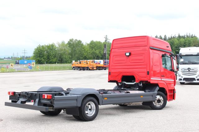 Mercedes-Benz Atego 1223 L nR - Šasija kravas automašīna: foto 4 Mercedes-Benz Atego 1223 L nR - Šasija kravas automašīna: foto 4