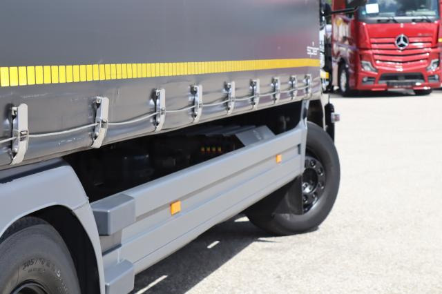 Mercedes-Benz Atego 1527 L - Kravas automašīna ar tentu: foto 5 Mercedes-Benz Atego 1527 L - Kravas automašīna ar tentu: foto 5