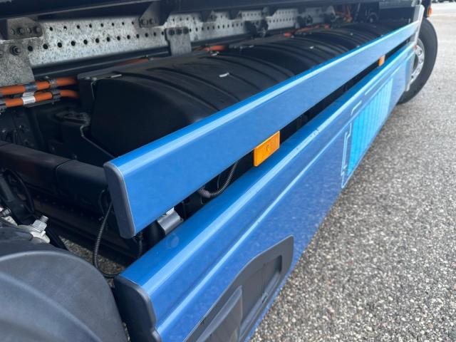 Mercedes-Benz eActros 400 L - Kravas automašīna ar slēgto virsbūvi: foto 4 Mercedes-Benz eActros 400 L - Kravas automašīna ar slēgto virsbūvi: foto 4