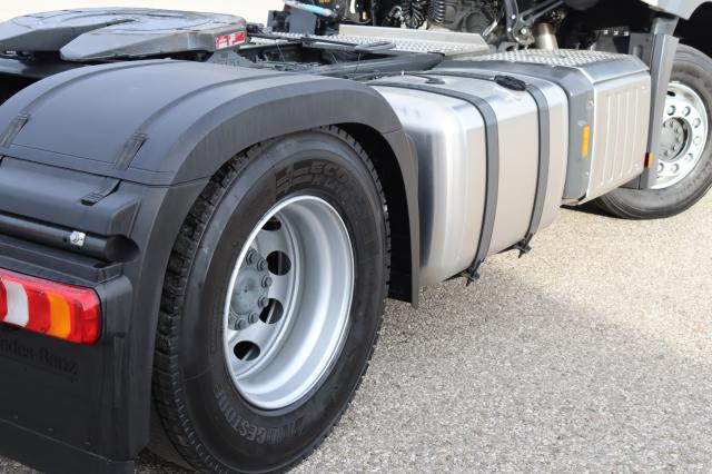 Mercedes-Benz Actros 1842 LS - Vilcējs: foto 5 Mercedes-Benz Actros 1842 LS - Vilcējs: foto 5