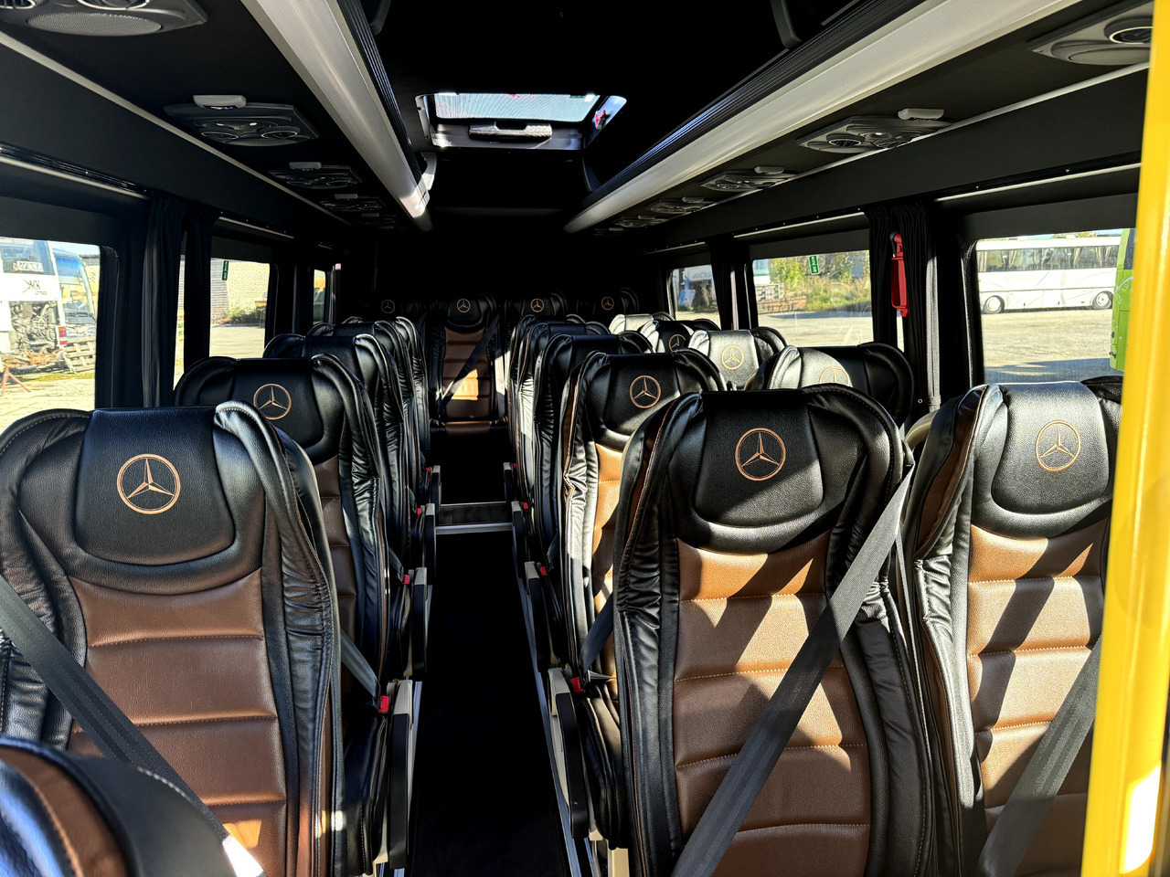 Mercedes-Benz Sprinter 517 - Mikroautobuss, Pasažieru furgons: foto 3 Mercedes-Benz Sprinter 517 - Mikroautobuss, Pasažieru furgons: foto 3