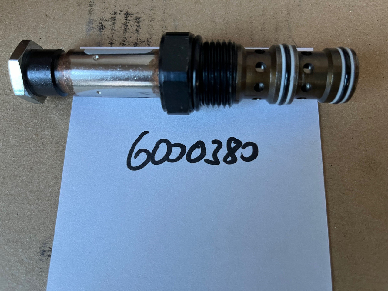 O&K Terex Valve 6000380 1455218 533-7208 - Rezerves daļa - Ekskavators: foto 1 O&K Terex Valve 6000380 1455218 533-7208 - Rezerves daļa - Ekskavators: foto 1