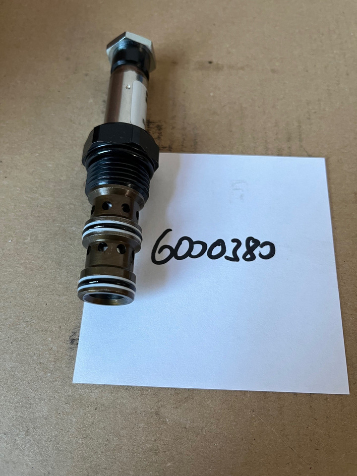 O&K Terex Valve 6000380 1455218 533-7208 - Rezerves daļa - Ekskavators: foto 2 O&K Terex Valve 6000380 1455218 533-7208 - Rezerves daļa - Ekskavators: foto 2
