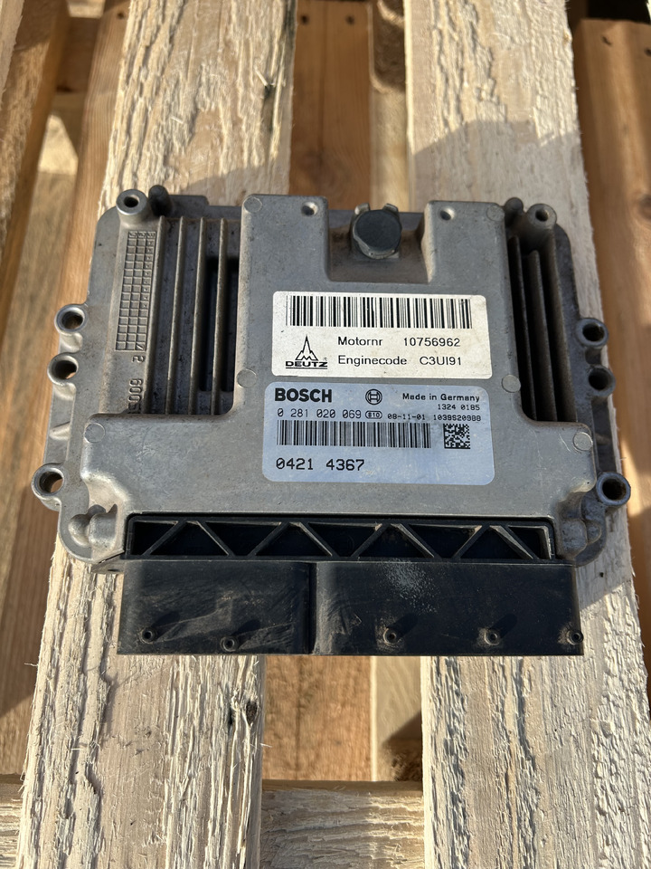 DEUTZ C3UI91 - Elektroniskais vadības bloks (ECU) - Ekskavators: foto 2 DEUTZ C3UI91 - Elektroniskais vadības bloks (ECU) - Ekskavators: foto 2