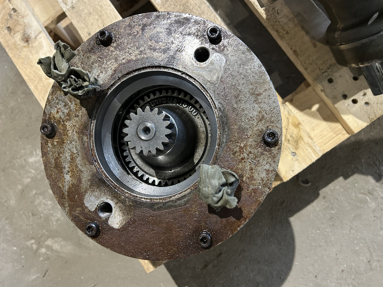 LINDE GD5 - Pagrieziena reduktors - Ekskavators: foto 4 LINDE GD5 - Pagrieziena reduktors - Ekskavators: foto 4