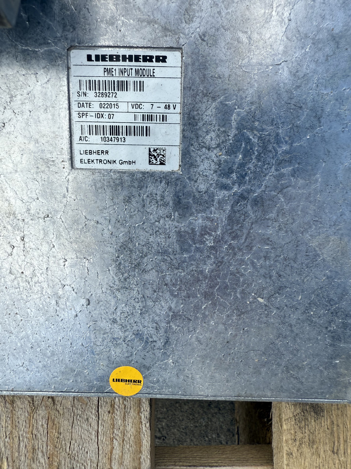 Liebherr R926 - Elektroniskais vadības bloks (ECU) - Kāpurķēžu ekskavators: foto 4 Liebherr R926 - Elektroniskais vadības bloks (ECU) - Kāpurķēžu ekskavators: foto 4