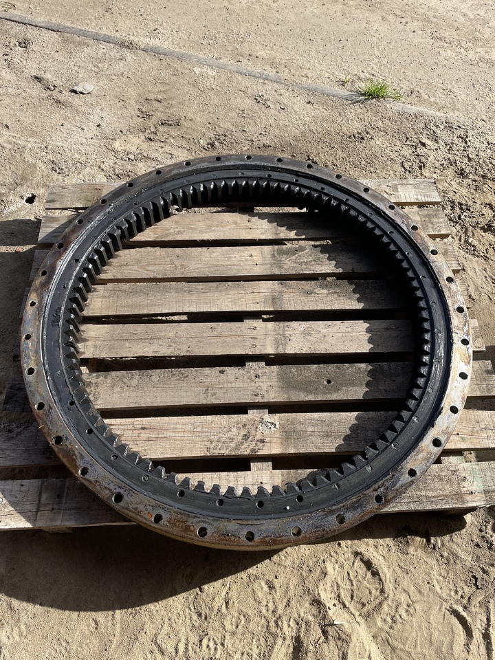 NEW HOLLAND MH PLUS - Devēja gredzens: foto 1 NEW HOLLAND MH PLUS - Devēja gredzens: foto 1