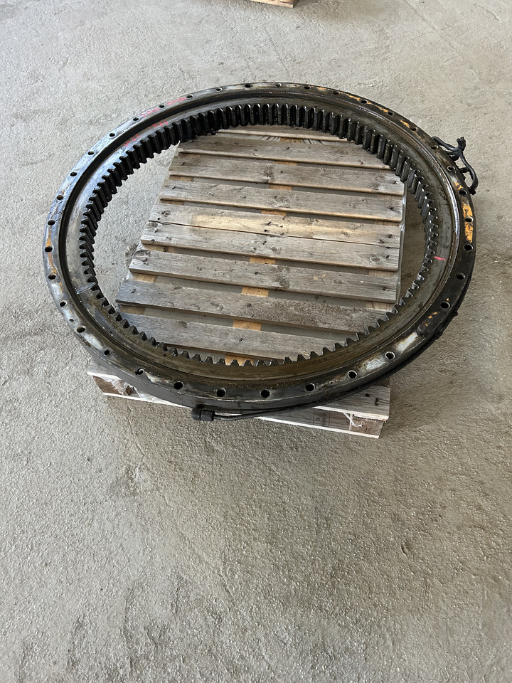 Volvo EW140C - Devēja gredzens - Riteņu ekskavators: foto 3 Volvo EW140C - Devēja gredzens - Riteņu ekskavators: foto 3