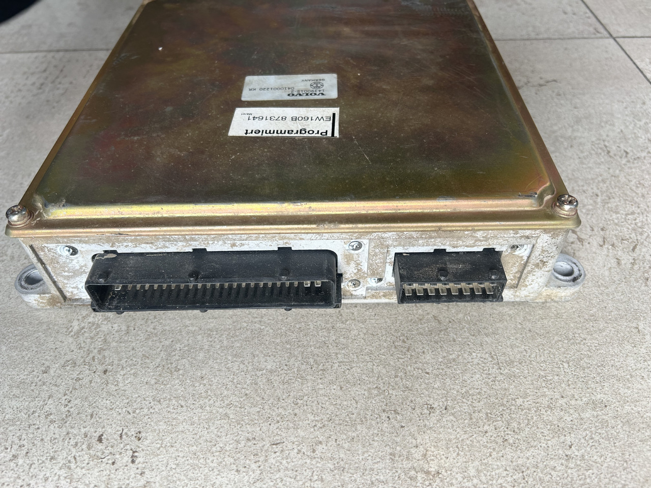 Volvo EW160B - Elektroniskais vadības bloks (ECU) - Riteņu ekskavators: foto 5 Volvo EW160B - Elektroniskais vadības bloks (ECU) - Riteņu ekskavators: foto 5